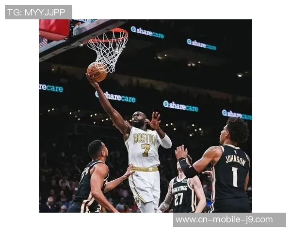 布朗轰42+4+4仍无缘今天最佳！对不住，你碰到创纪录的华子了